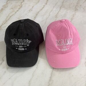 Black and Pink 'Daddy' and 'Mama' Caps